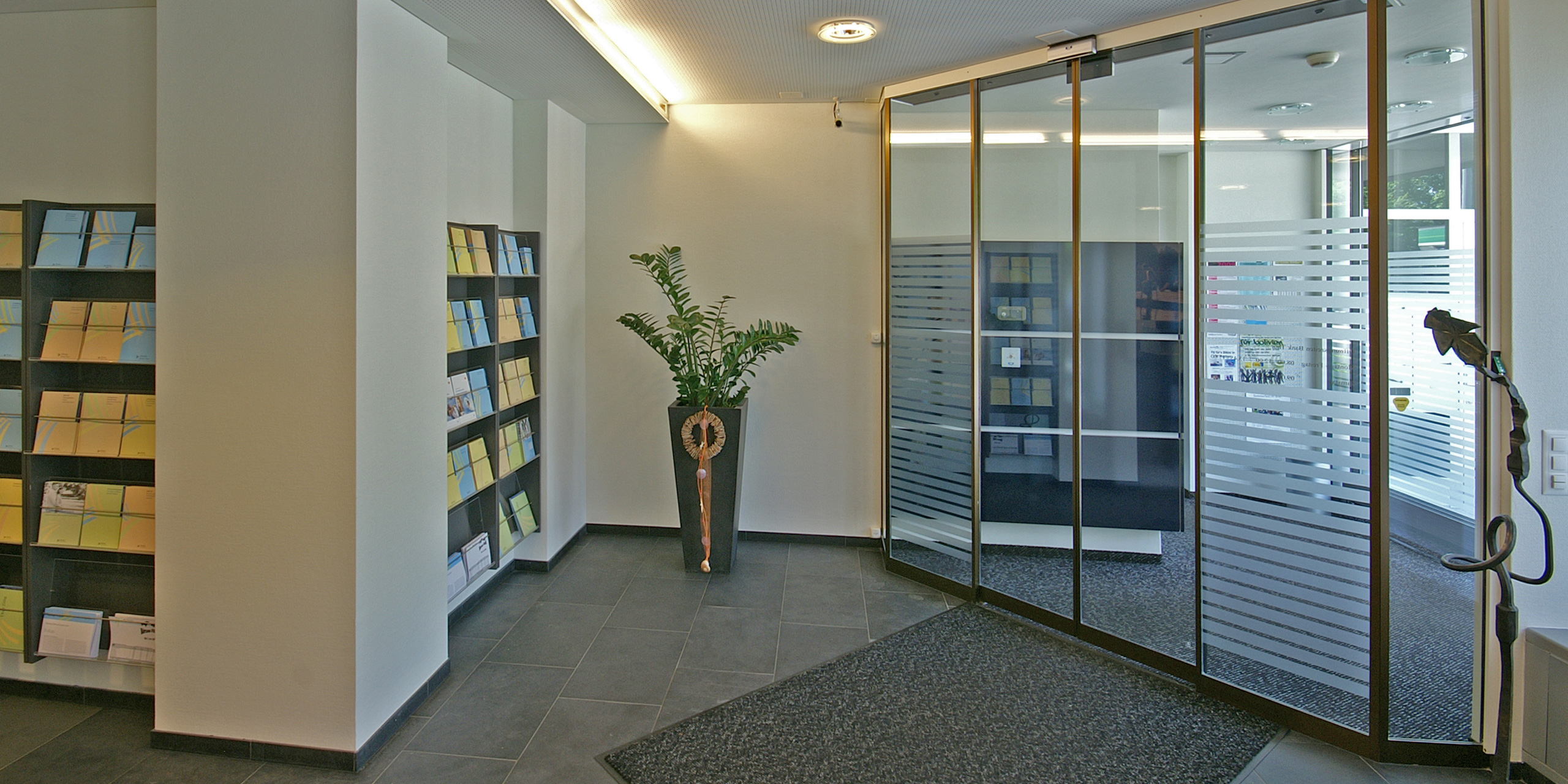 architektur-innenarchitektur-clientis-bank-architekten-schaellibaum-ch