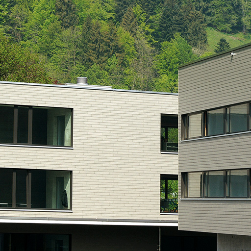 architektur-oeffentliche-bauten-gruenau-schulhaus-architekten-schaellibaum-ch