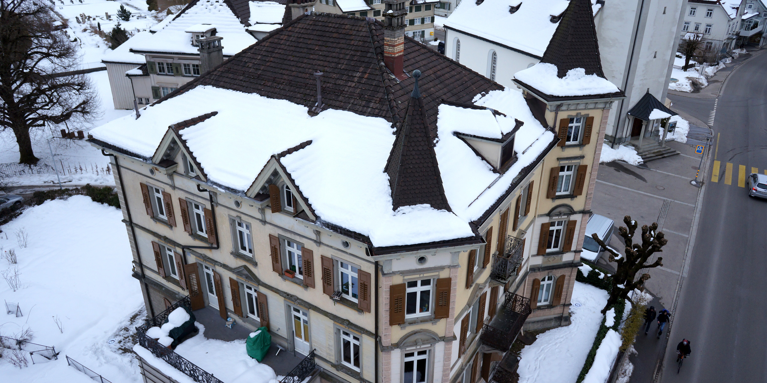 geomatik-grundlagenvermessung-villa-schaellibaum-ch