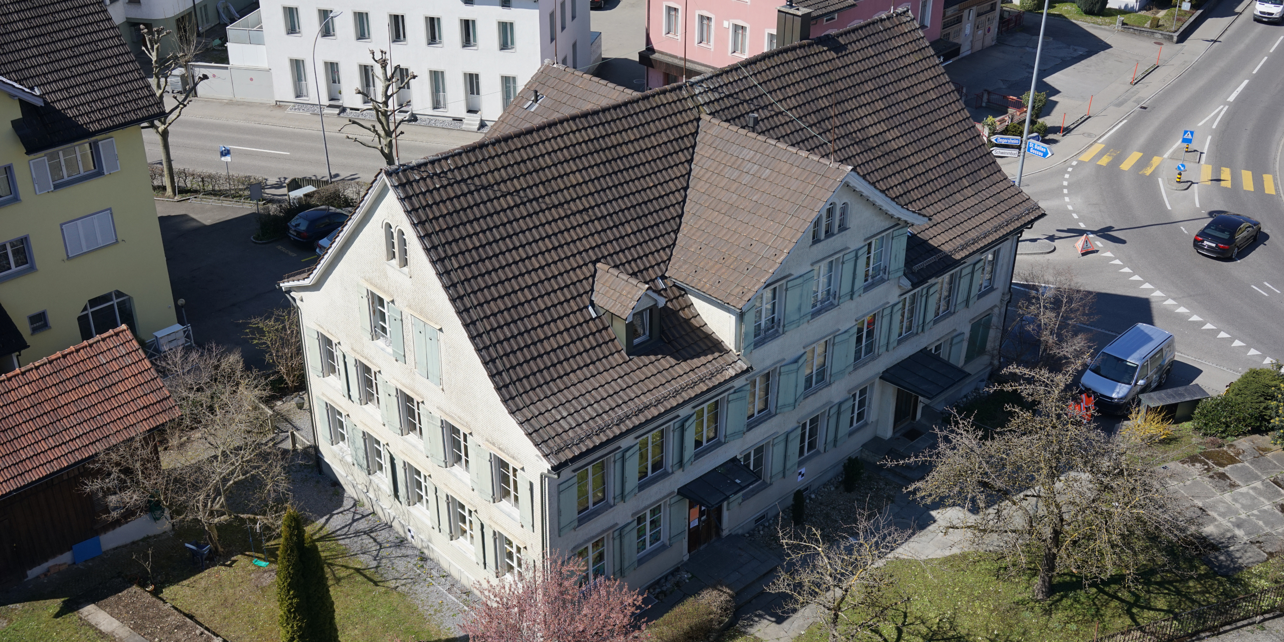 geomatik-architekturvermessung-wohnhaus-schaellibaum
